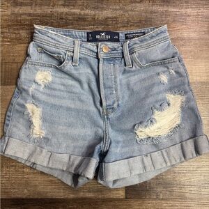 Hollister Ultra High Rise Mom Shorts 3” Inseam Size 0 Distressed Denim